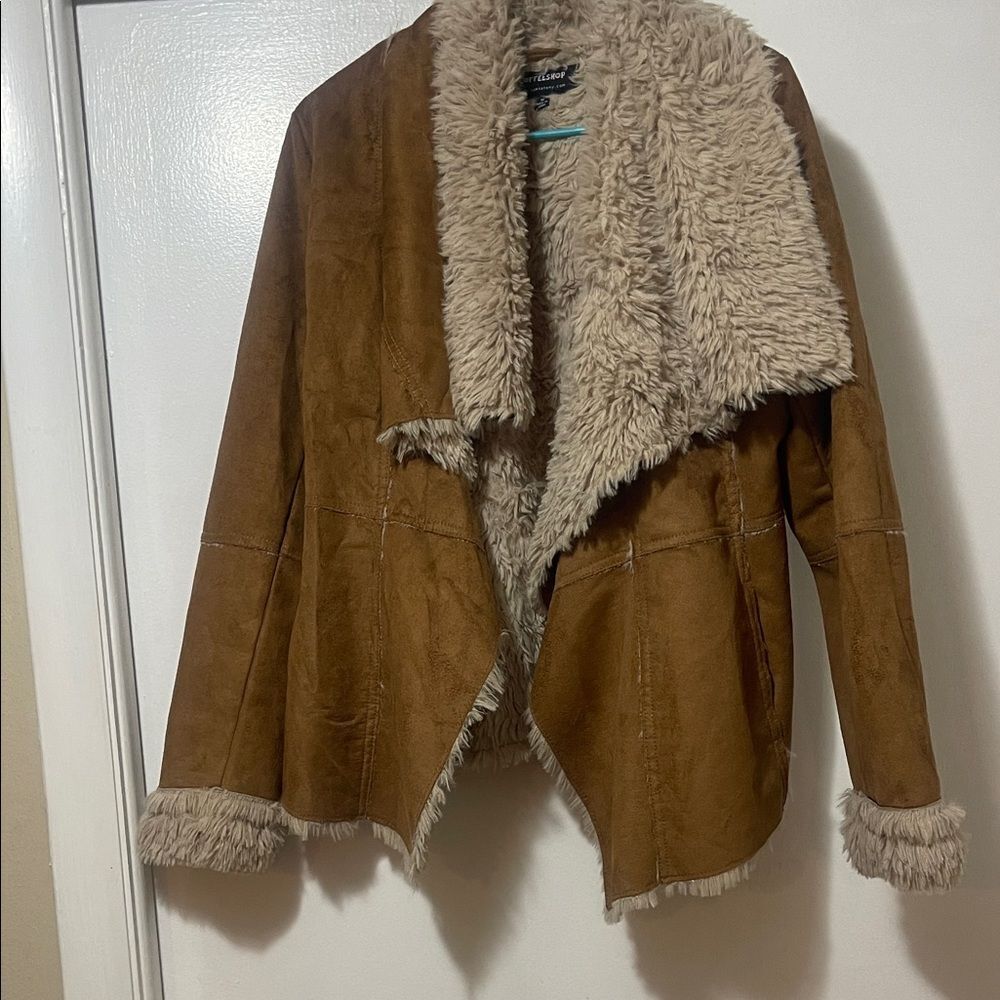 CoffeeShop Tan Teddy Jacket with Cream Accents size medium
